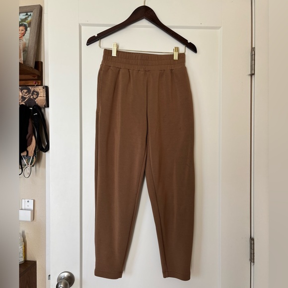 Varley The Slim Pant 25” Cedar color - Picture 3 of 12
